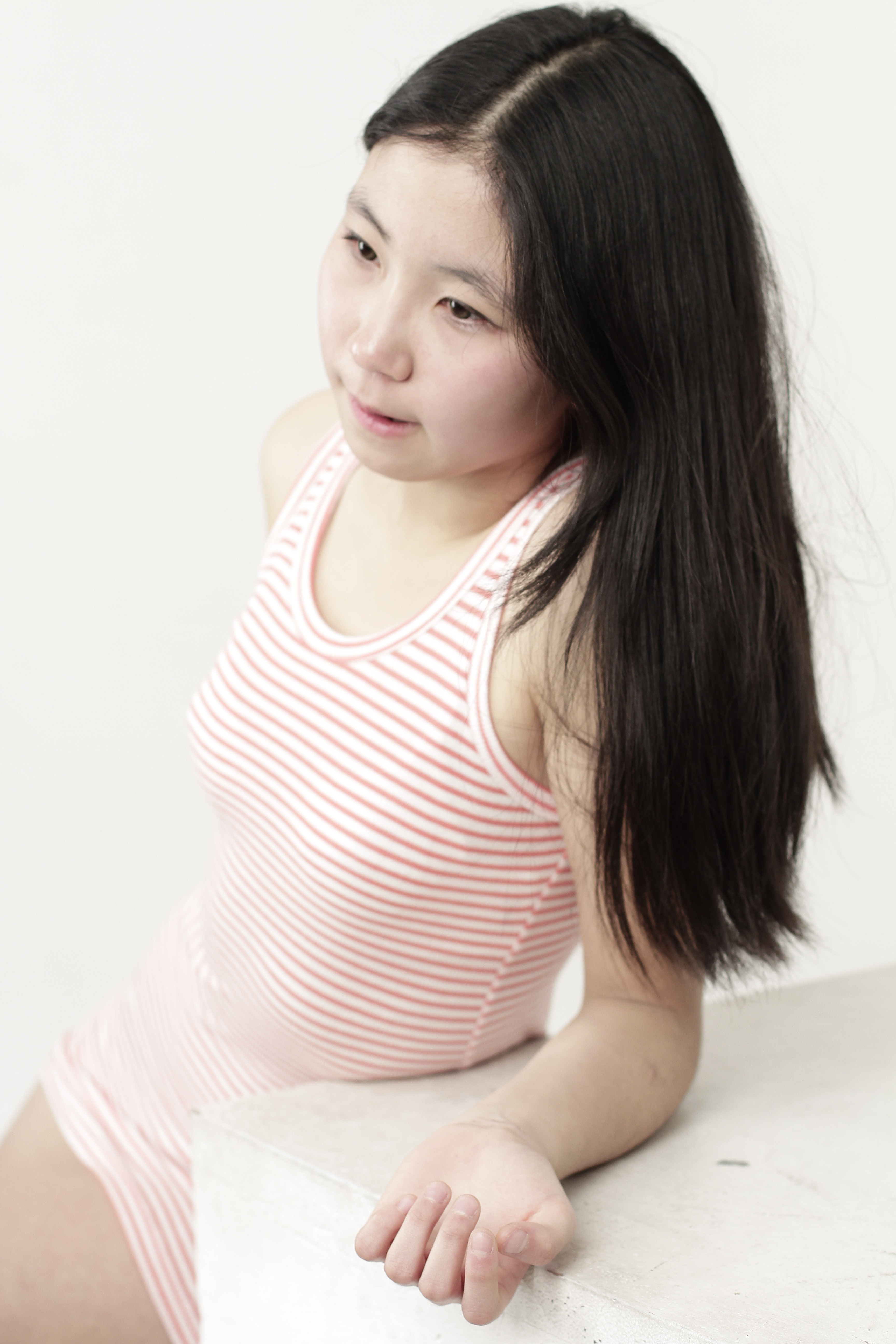 미분류 / 다래 2.27G 1078p